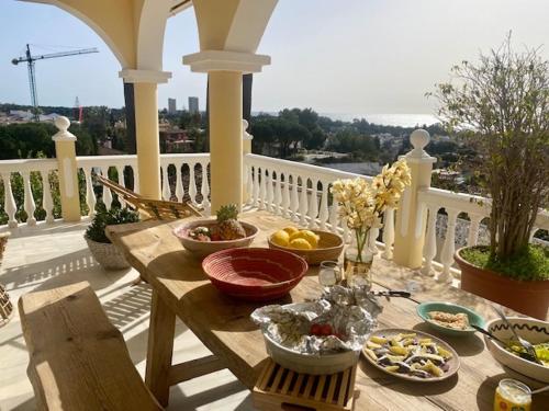 Casa de Colina - great seaview - Marbella