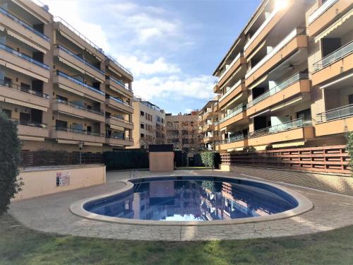 Apartamento En Edi Paradise, Con Piscina Y Parking 141b - Inmo22