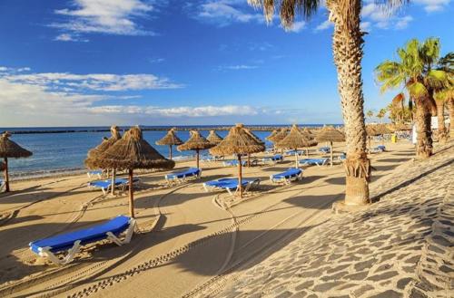 Summer light in Playa de las Americas