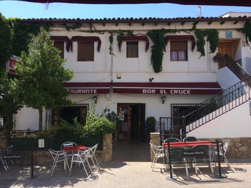 Pensión Restaurante El Cruce de Hornos