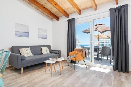 Penthouse Mar Y Vent With Sea Views!