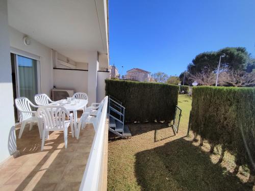 Bajo Con Jardin En Segunda Línea Canaret Albert Villas