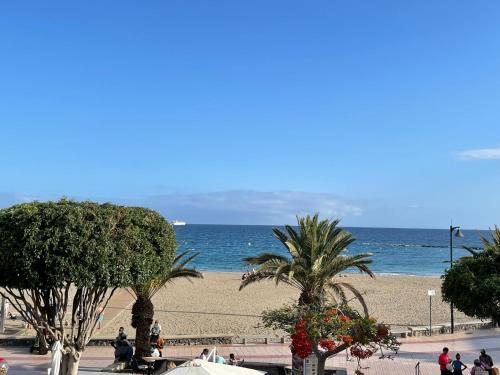 Playa De Las Vistas Los Cristianos Wifi Beach View