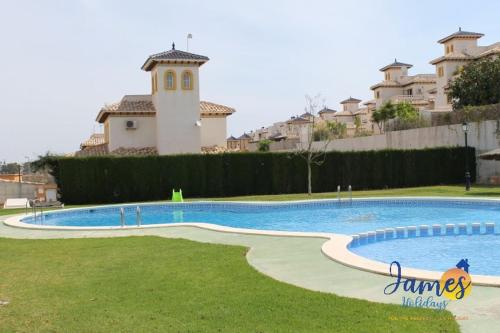 Playa Golf Ground floor apartment with Comm Pool P216