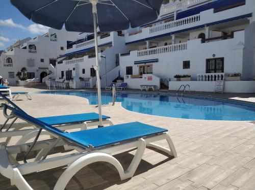 Port Royal Lounge Terrace, one bedroom apartment, heated pool, WiFi