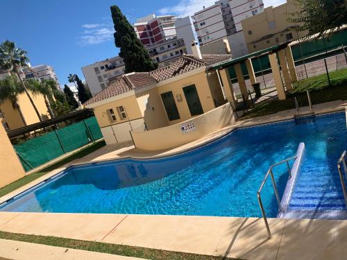 Precioso alojamiento con piscina junto a la playa