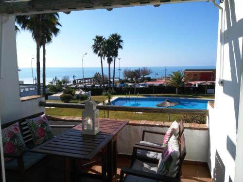 Precioso apartamento en primera línea de playa de la Barrosa