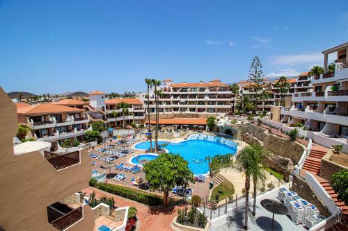 Precioso ático en Golf del Sur con terraza y piscina climatizada !