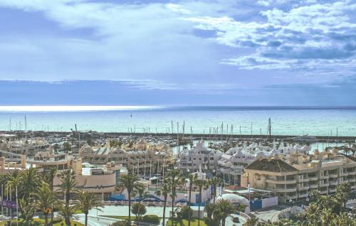 Primera Linea de Playa-First Line Beach-Puerto Marina Area