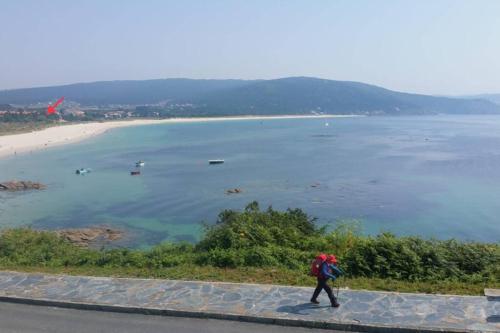 Junto Camino De Santiago,1ª línea de playa