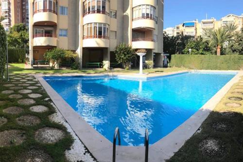 Proinco 1 piscina, parking, wifi Vacaciones con Inmobiliaria Leo en Playa de San Juan