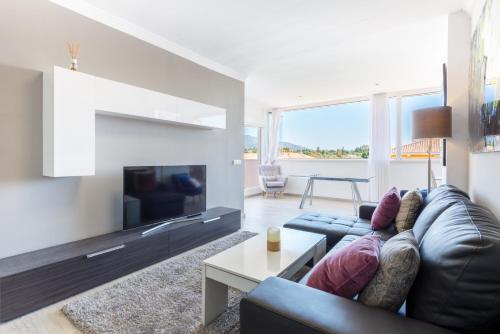 Puerto Banus 4 Bed Penthouse Dama de Noche