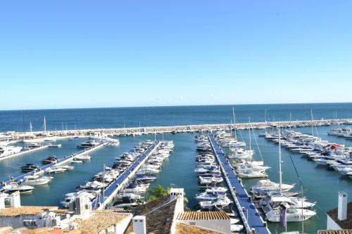 Puerto Banús Penthouse Marina Views - Rdr118