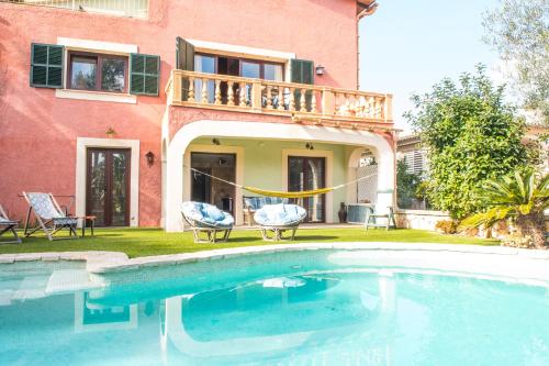 Villa Refugi - Ideal For Family Or Friends With Pool And Games Room