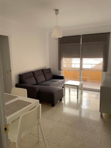 Renovated and newly furnished 3 bedroom apartment