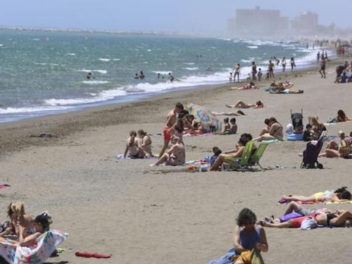Holidays2Malaga Reyna Manescau 2d- Zona Huelin & 450 mts de la playa
