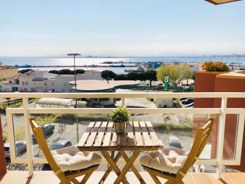 Roc Mar 3 3d - Apartamento Cerca Del Centro Y De La Playa - Terraza Con Vistas Al Mar Y Al Puerto