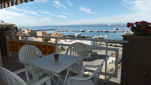 Roc Mar 2 5C - Apartamento cerca del centro y de la playa - terraza con vistas al mar y al puerto