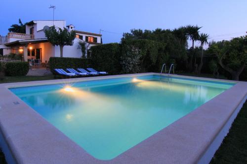 Roig Miquel Beatiful house just 10m driving from Pollensa
