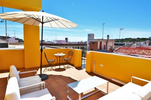 Rooftop apartment with three terraces