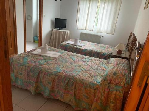 Room in Guest room - Hostal restaurante Seoane