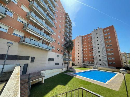 Rovira i Virgili Apartment Tarragona Center Pool