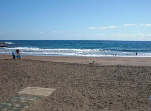 Salinetas Blue Surf House