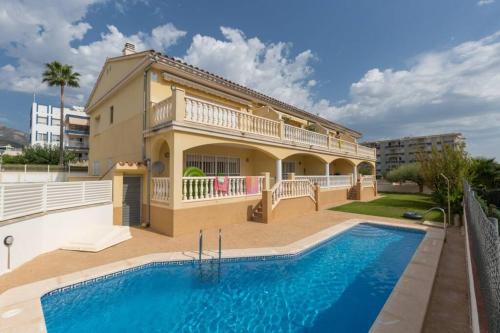 San Carlos - Apartamento De Dos Dormitorios Con Piscina Comunitaria