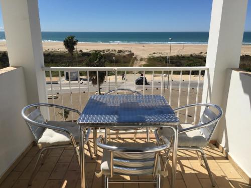 Beach apartment with sea view, Conil