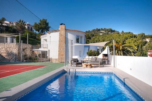 Sara 4 Personas, Free Wifi, Chill-Out, Private Pool, Private Tennis Court