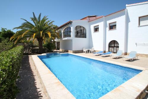 Sara - sea view villa with private pool in Calpe