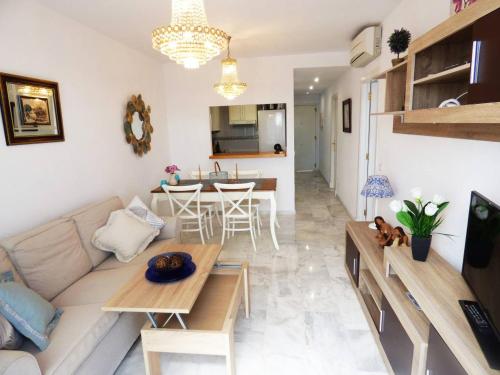 Bonito Apartamento con parking privado y piscina en casares