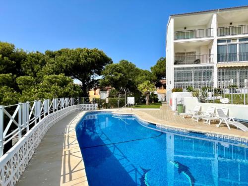 Sea view ground floor getaway! Holiday home in Mijas Costa near the beach