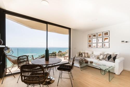 Modern Stunning Views Sea Front Sea Water Apartment