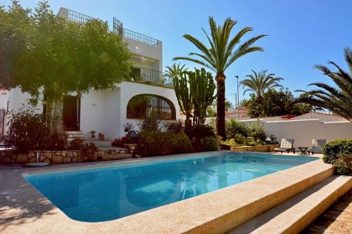 Serenity Villa in Albir