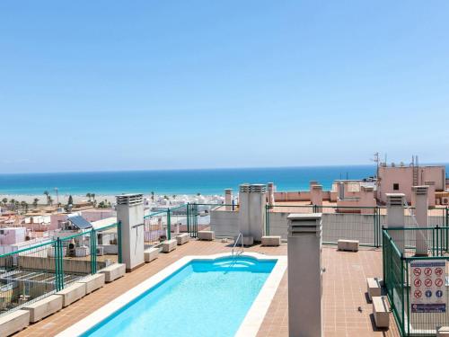 Simplistic Apartment in Almería next to the Seabeach 2