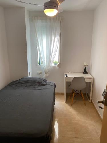 Single room in my apartment at the beach