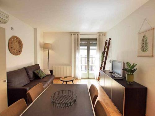 Cozy 2 bed apartment wairco near the Wine Square