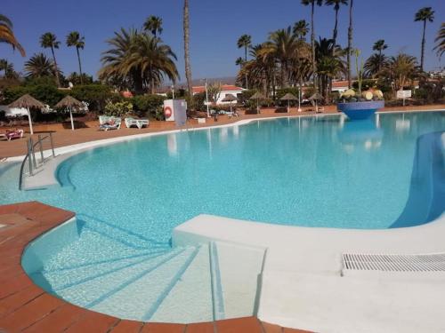 Sunny Bungalow in Maspalomas Ocean Water Pool near Beach Pet friendly