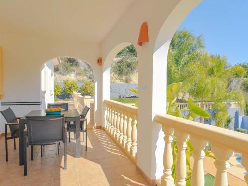Spacious Villa with Private Pool near Sea in Valencia