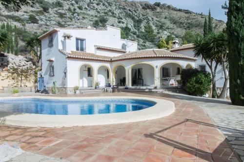 Spacious 3-bedroom villa with private pool in Benigembla, Spain.