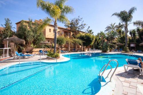 Mijas Costa - Riviera del Sol - Splendid 2 bedroom apartment with private garden
