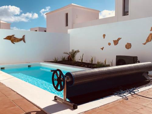 Splendid Casa Papagayo, heated pool, roofterrace with views and Wifi