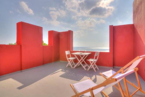 Studio In The Red Wall Building By Ricardo Bofill - Muralla Roja