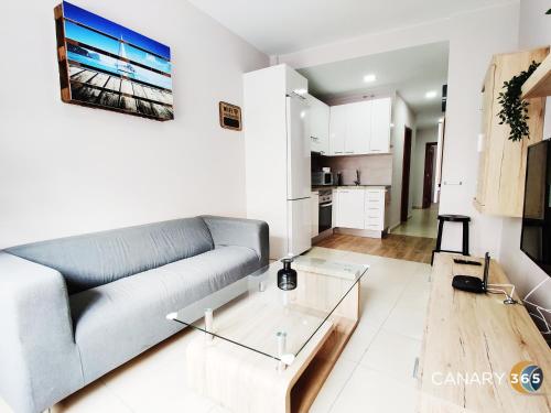 Stunning and sunny suite + Parking + Terrace by Canary365