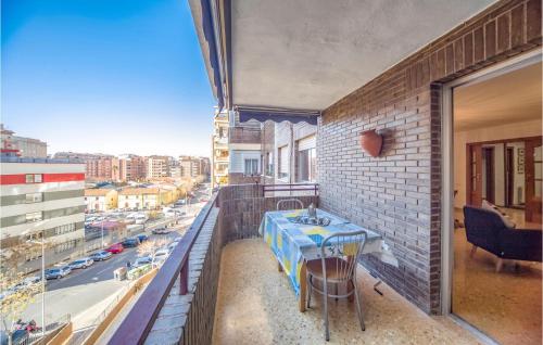 Stunning apartment in Castelló de la Plana with WiFi and 3 Bedrooms