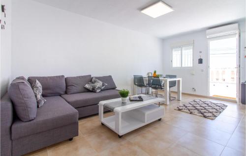 Stunning apartment in Torrevieja with 2 Bedrooms