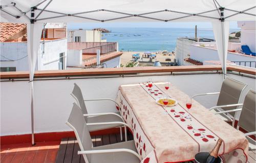 Stunning apartment in Tossa de Mar w/ WiFi and 2 Bedrooms