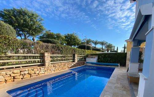 Stunning, Detached Villa With Large Pool & Entertaining Area On The Prestigious Mar Menor Golf Resort Ced25