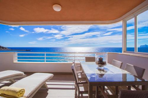 Stunning Frontline Apartment Rubino In Calpe